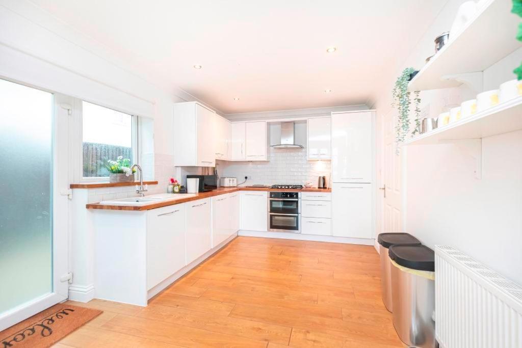Bournecoast - Clifftop Apartment With Garden -Fm827 ボーンマス エクステリア 写真